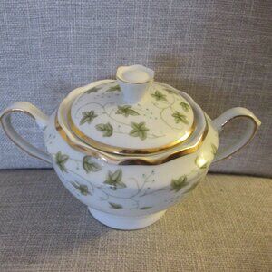 Cmielow Made in Poland covered sugar dish